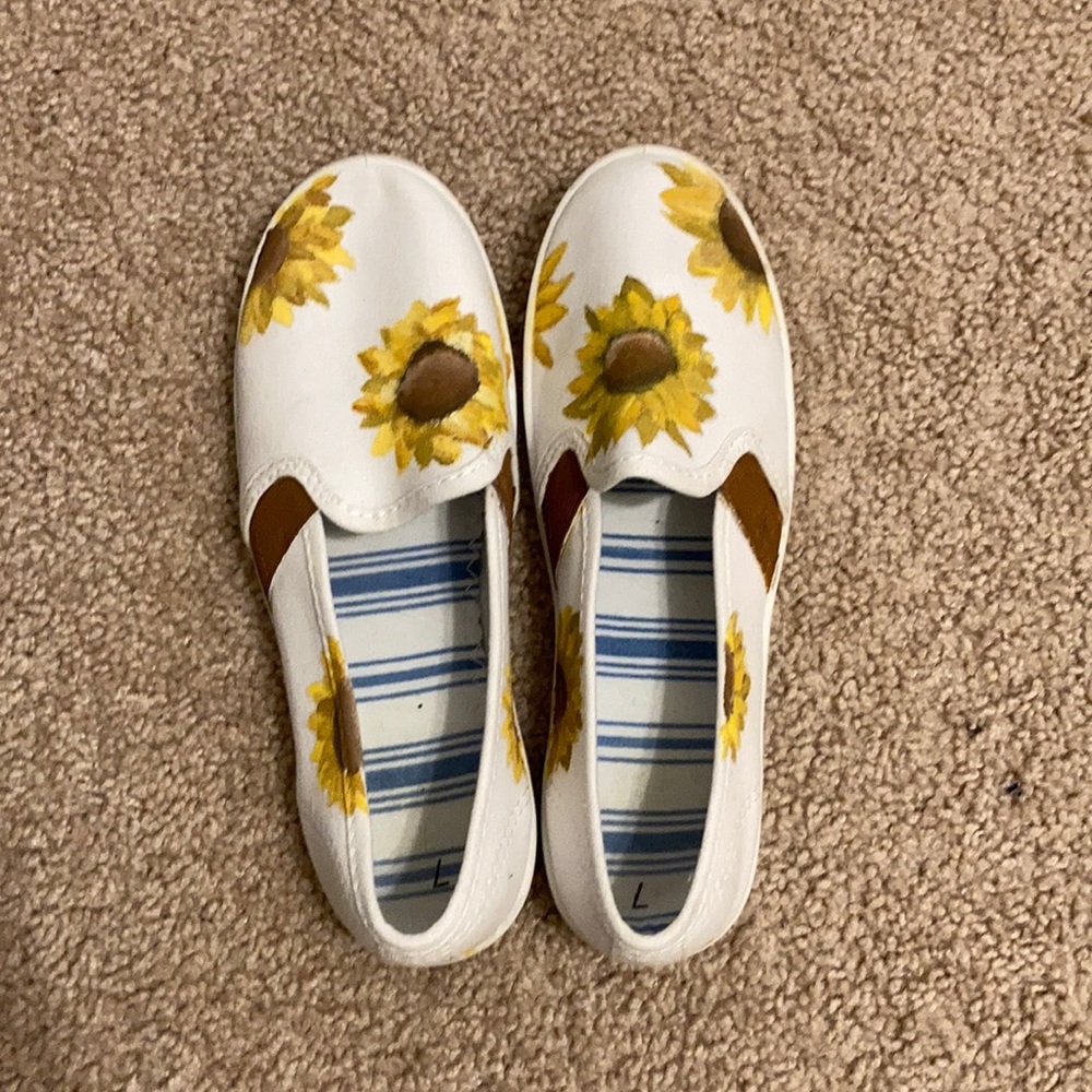handpainted white shoes